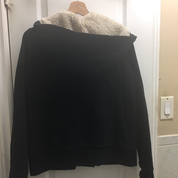 Roots Heavy Winter Sweater with Fleeced Hood - Picture 4 of 6